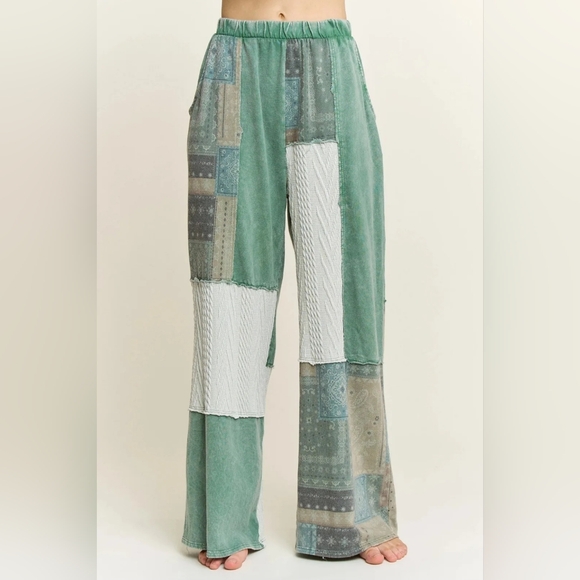 #1057 J Her Mineral Washed Bandana Patchwork + Sweater Pant SET - Picture 8 of 10